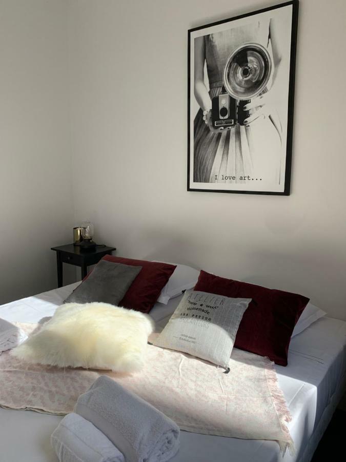 Sweet Home Paris Apartment Bagian luar foto